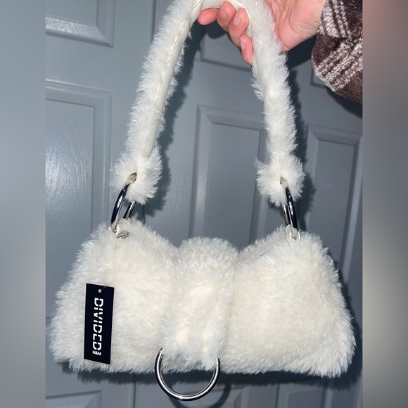 H&M Handbags - H&M Purse ❤️